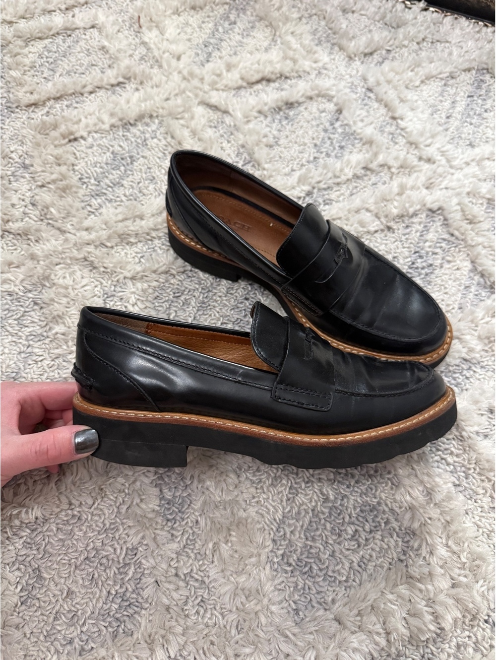 Coach Ida Black Leather Penny Loafers Women’s Size 6